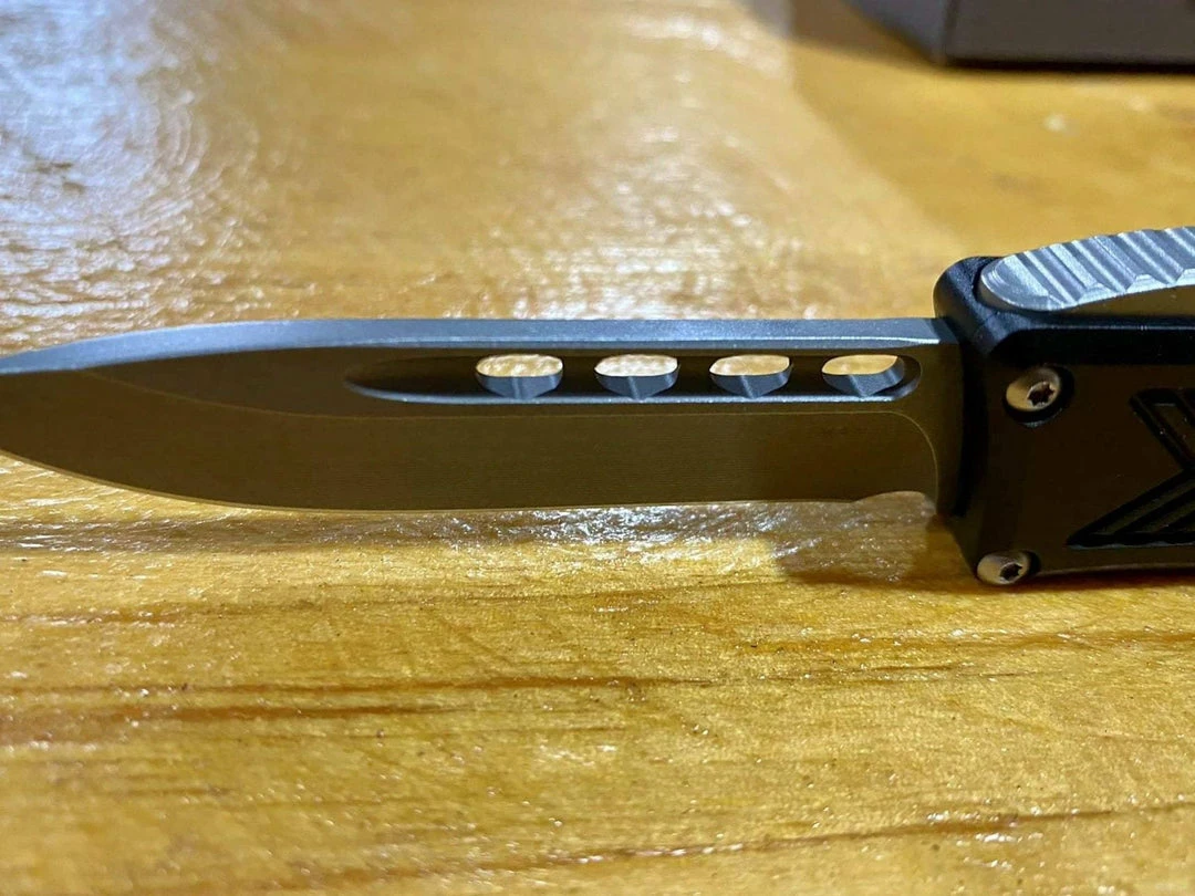 Guardian Tactical GTX-025 OTF Auto Knife (2.5" Stonewash) 12-3511 4 Guardian Tactical GTX-025 OTF Auto Knife (2.5" Stonewash) 12-3511