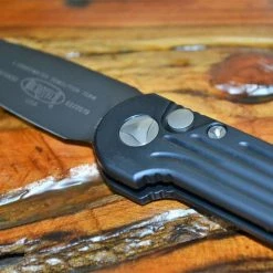 All Knife Brands Microtech LUDT Automatic Knife Black (3.4