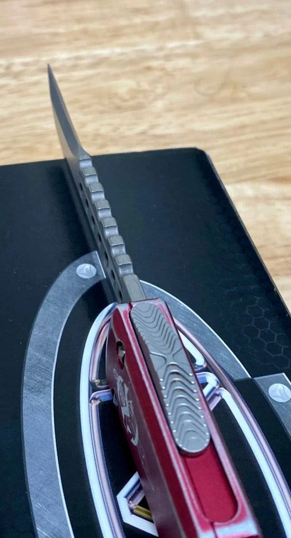 All Knife Brands Microtech Ultratech Hellhound Signature 119-10 - Distressed Red Knife 7 All Knife Brands Microtech Ultratech Hellhound Signature 119-10 - Distressed Red Knife