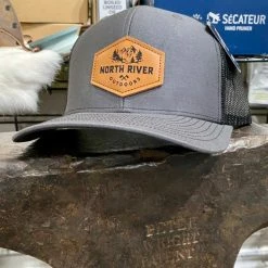 NORTH RIVER OUTDOORS TRUCKER HAT Hats & Accessories
