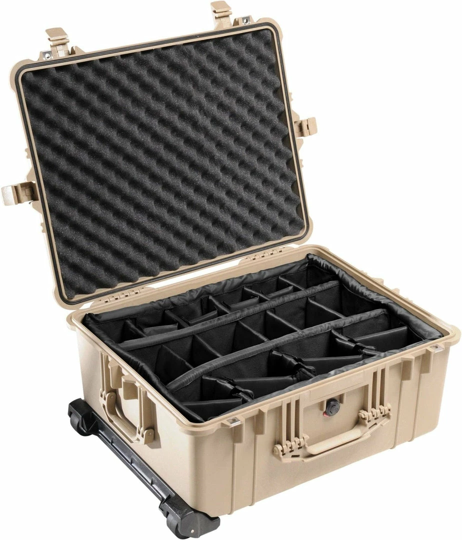 Pelican 1610 Protector Case 7 Pelican 1610 Protector Case