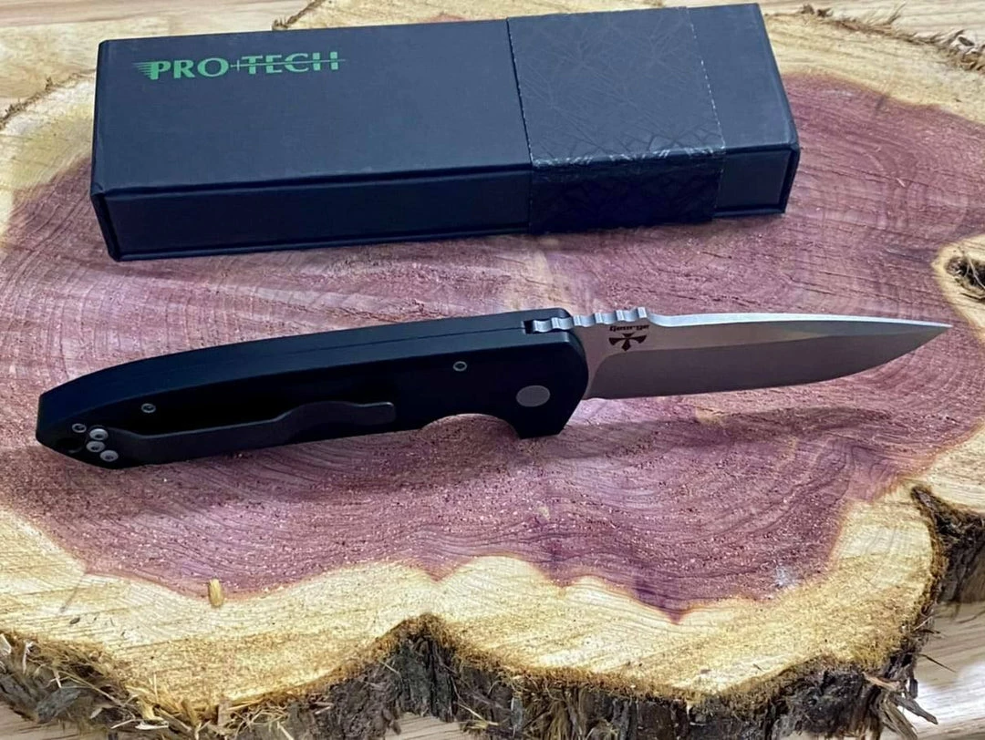 PROTECH KNIVES Pro-Tech Rockeye Auto Black Handle, Stonewash S35VN Blade LG301 9 PROTECH KNIVES Pro-Tech Rockeye Auto Black Handle, Stonewash S35VN Blade LG301