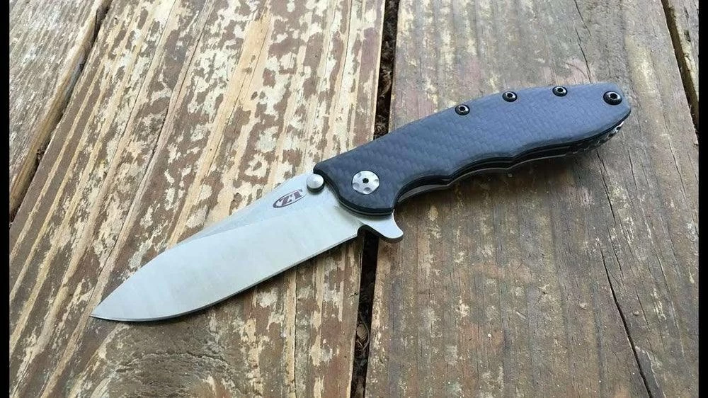 ZERO TOLERANCE ZT 0562CF Hinderer Knife Carbon Fiber 5 ZERO TOLERANCE ZT 0562CF Hinderer Knife Carbon Fiber